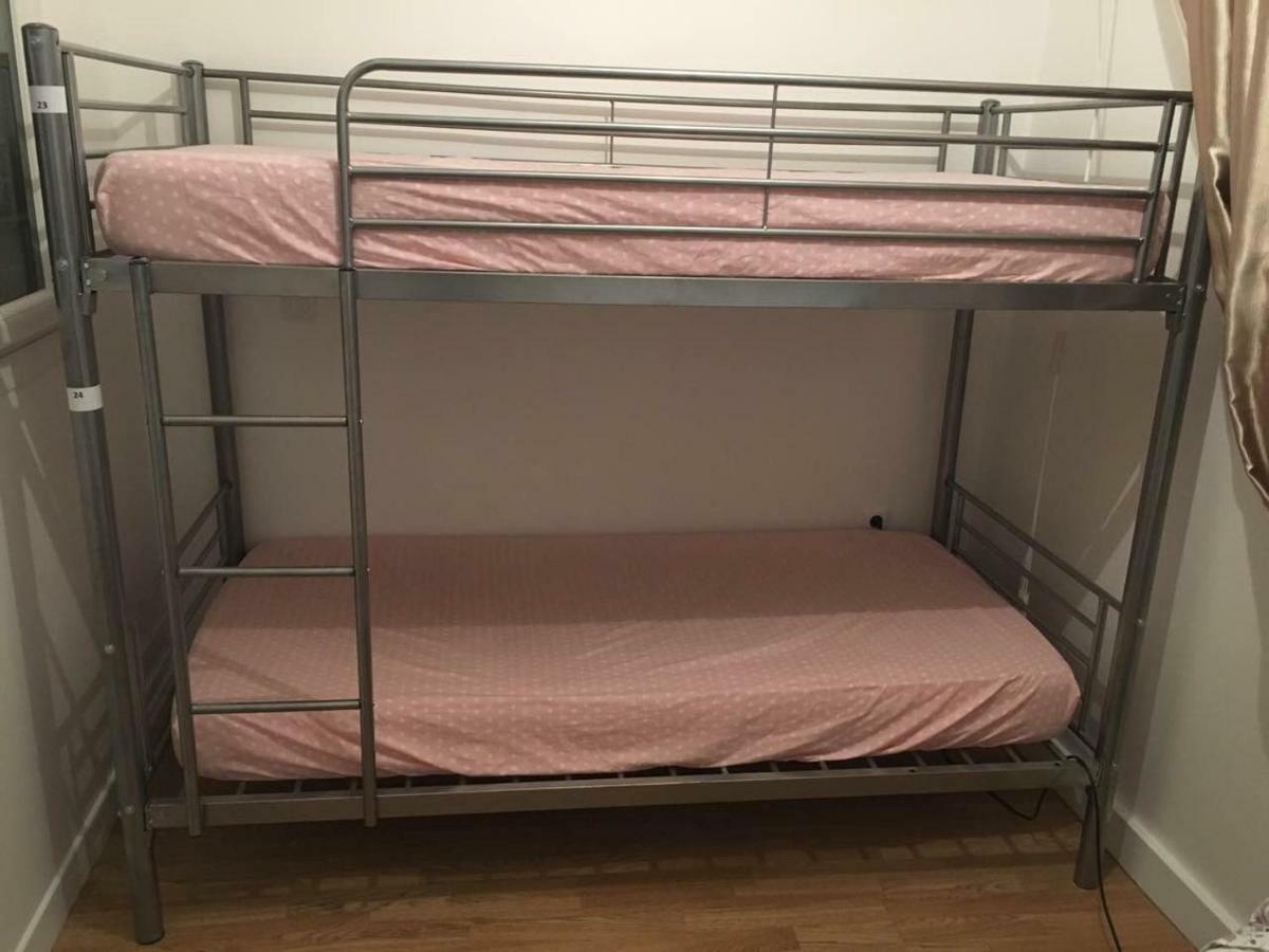 Lori Hostel โบบิญญี ภายนอก รูปภาพ